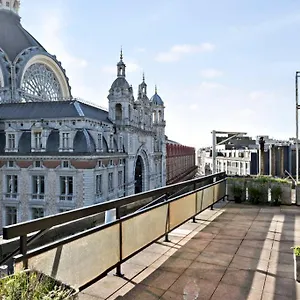 Penthouse, Rooftop Terrace, Free Netflix, Wifi And Airco Apartment