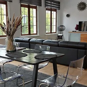 The View - Spacious 2 Bdr Appt In With View Appartement